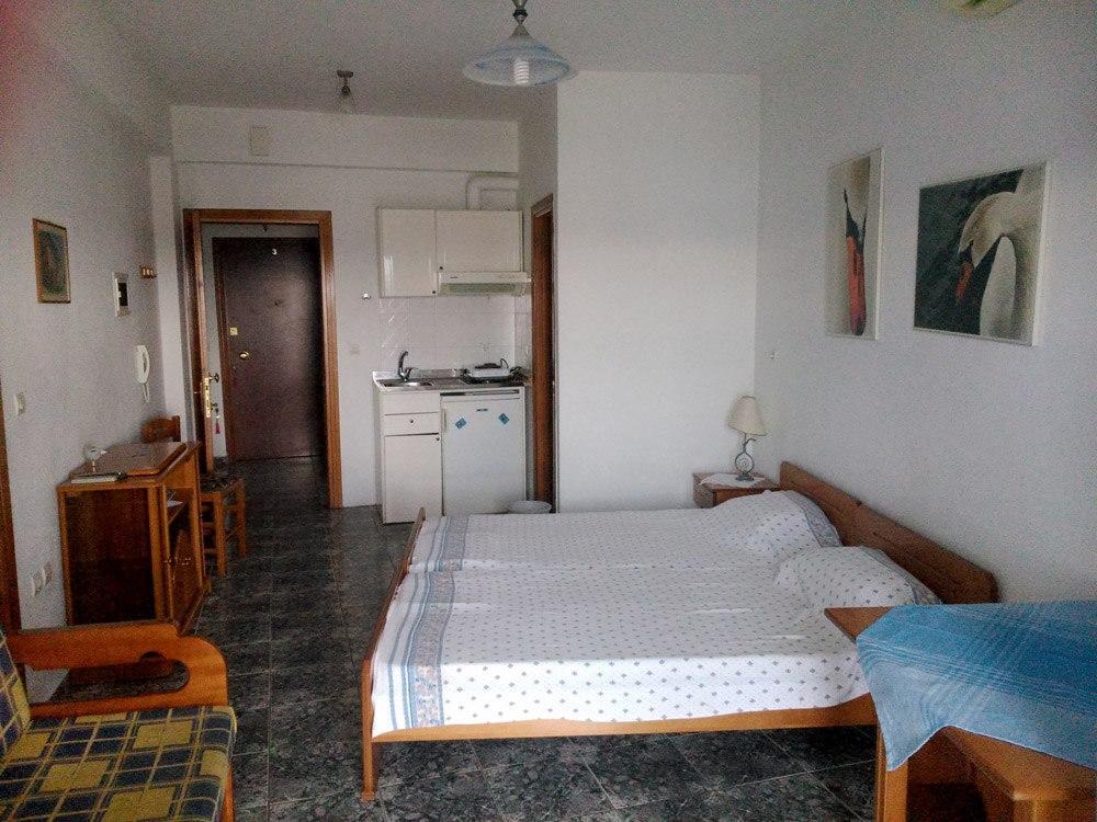 Peristerianos Apartments Nea Skioni Exterior foto